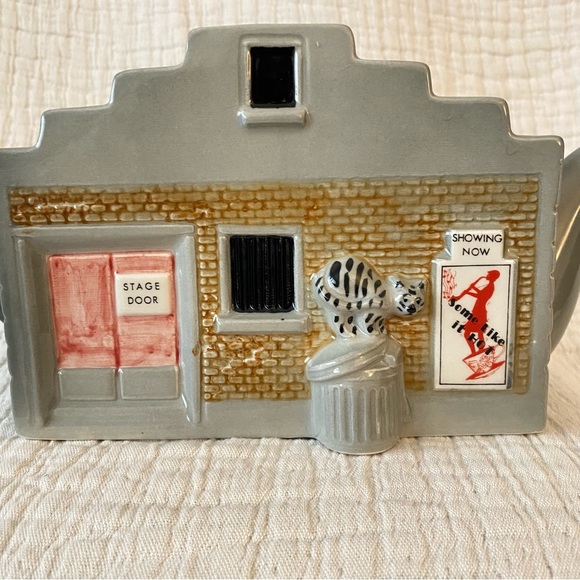 Swineside Ceramics Teapot - Picture 6 of 8